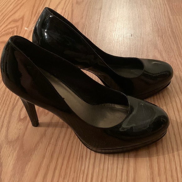 Black heals size 10 - Picture 1 of 2